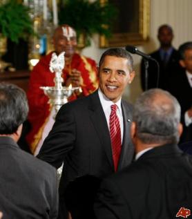 barack-obama-sri-narayanachar-digalakote-2009-10-14-17-11-43 barack-obama-sri-narayanachar-digalakote-2009-10-14-17-11-43