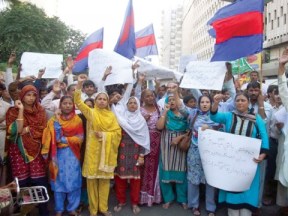 protest-demo-over-assault-on-hindu-girl-1354652473-5354