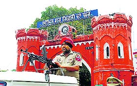 Tight security in Amritsar during bandh.