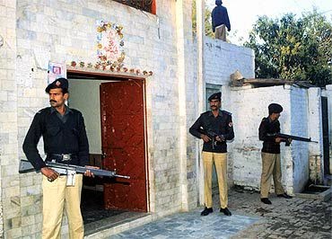 Hindu Shrines in Pakistans under severe fundamental threats