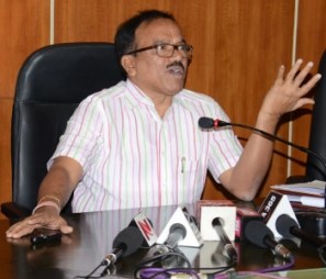 big_laxmikant_parsekar_questioning