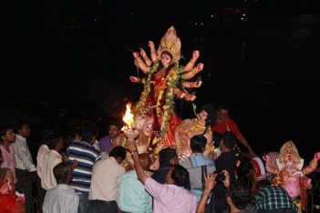 Durgapuja Visarjan in Kolkta