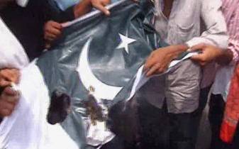 Pakistan Flag burnt in Patna